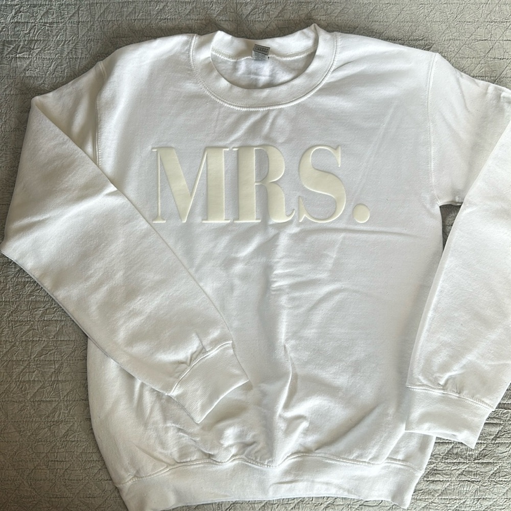 Mrs. White sweatshirt